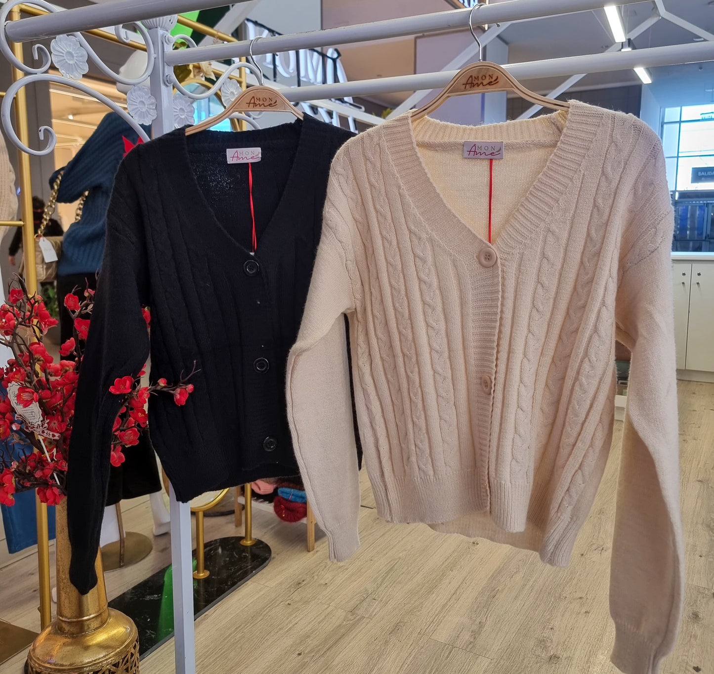 Cárdigan a la cadera