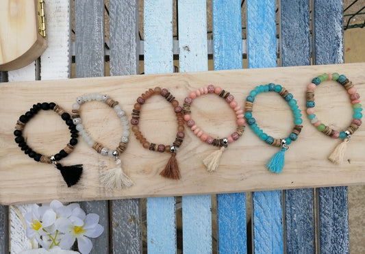 Pulsera piedra y madera