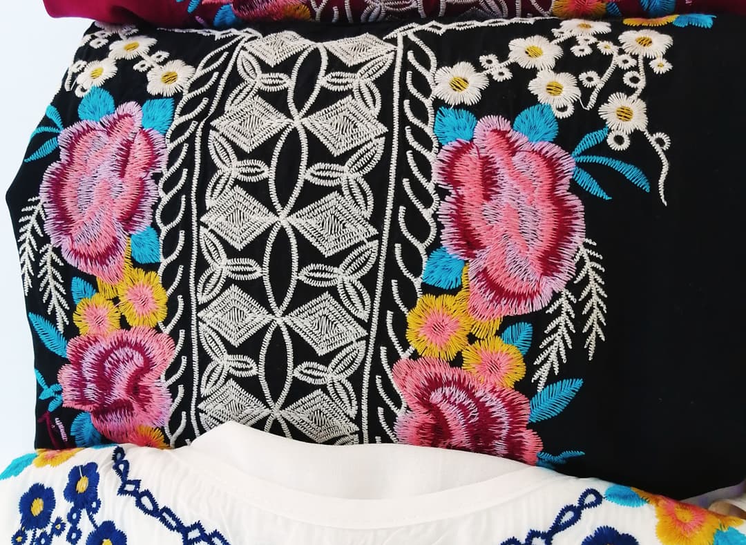 Blusa Modelo Virginia